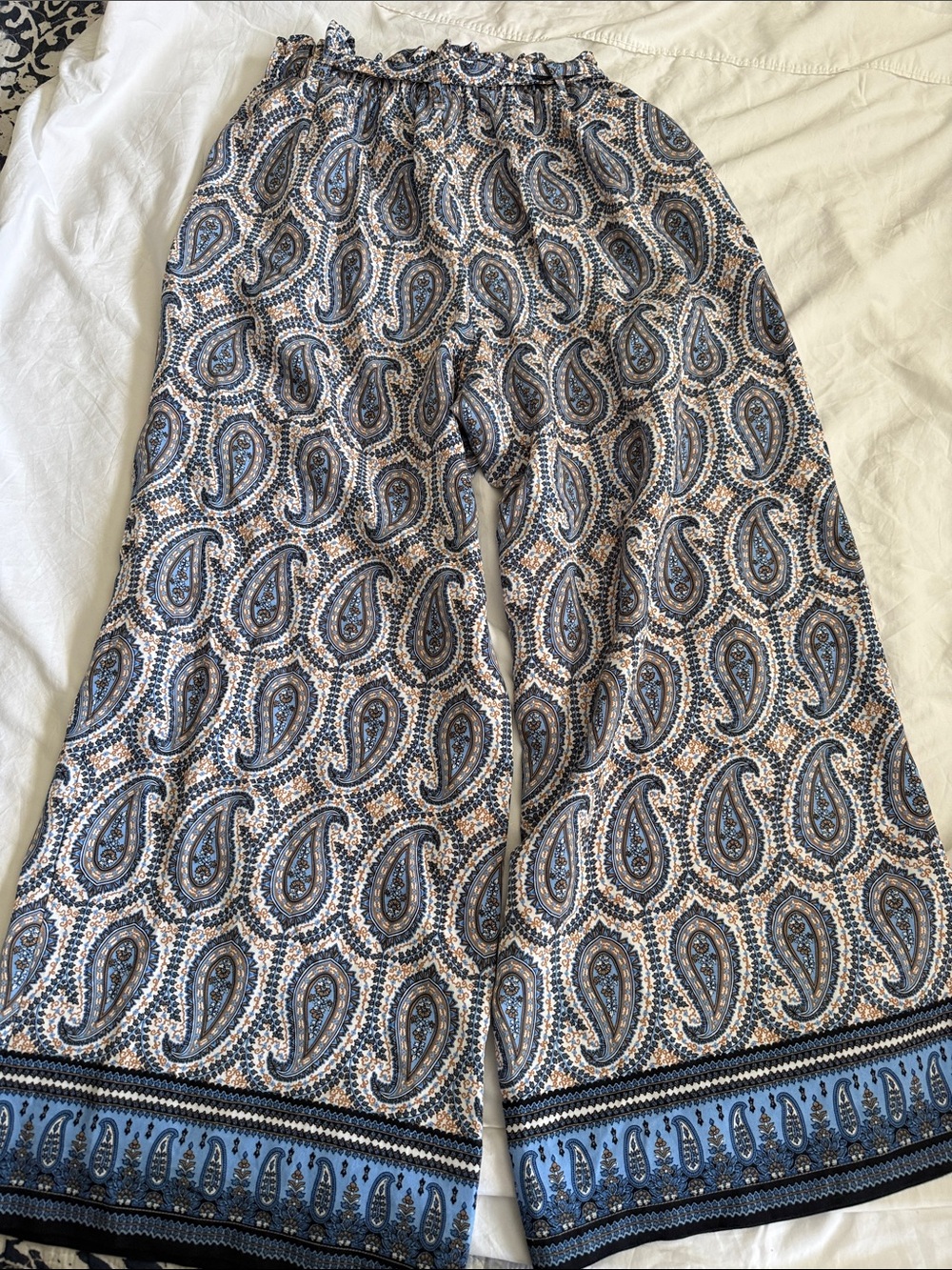 Tommy Hilfiger Blue and Tan Paisley Pull-On Pants - Picture 5 of 5
